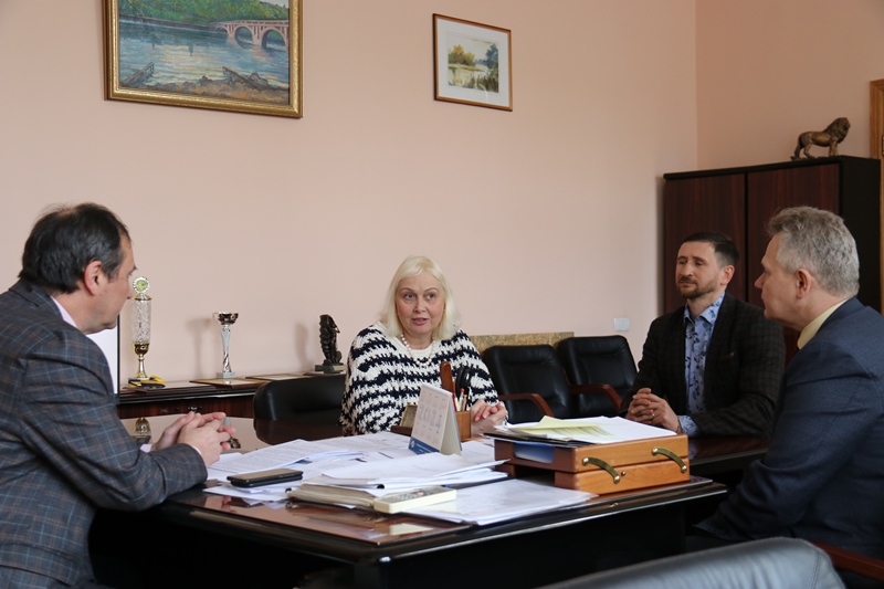 Розширюємо співпрацю з Асоціацією виробників фітосировини України